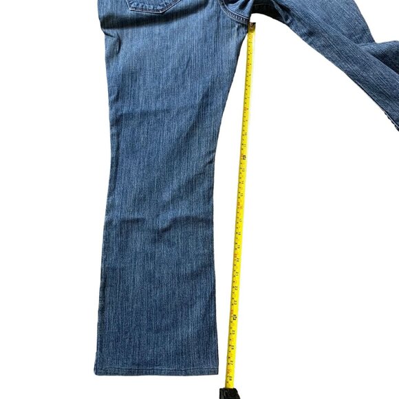 Eddie Bauer Women's Shaped Fit Straight Leg Specially Dyed Denim Jeans Size 14 R - Picture 4 of 8